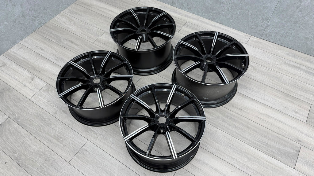 ASTON MARTIN VANTAGE LIGHT WEIGHT 20" 10 SPOKE WHEELS BLACK/ MACHINE KY53-9965G-7A