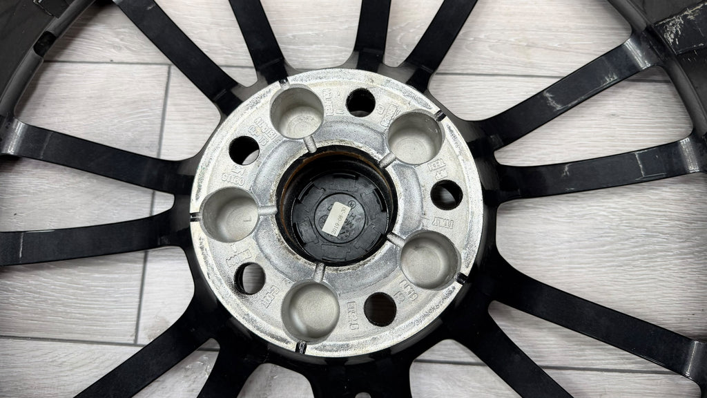 MCLAREN 570S 14-SPOKE FORGED ALLOY WHEELS 13BA060CP 13BA062CP