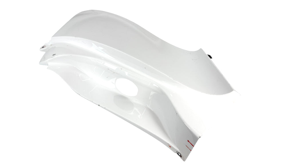 BUGATTI CHIRON LEFT LOWER MEDALLION SIDE PANEL 5B4809405H (WHITE)