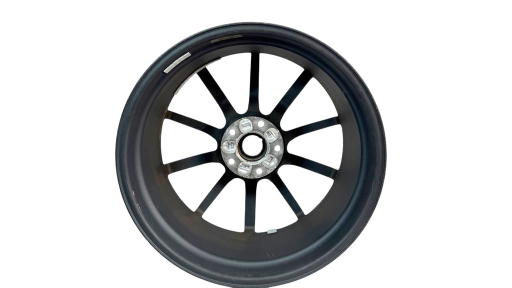 ASTON MARTIN AM6 VANTAGE 20" FRONT WHEEL KY63-1007-TA