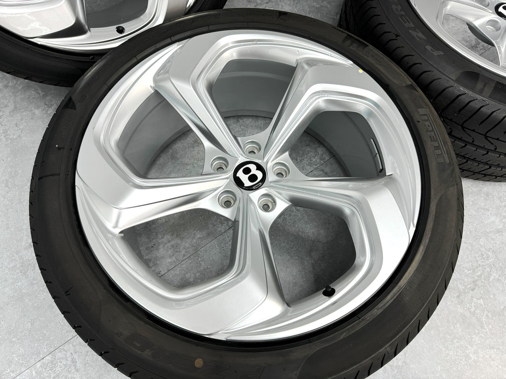 BENTLEY BENTAYGA S 2023+ 22'' SILVER ALLOY WHEEL SET PN: 36A601025CS