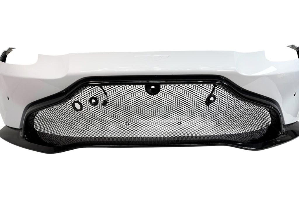 ASTON MARTIN VANTAGE 2018+ FRONT BUMPER KY63-17D957-AE (LUNAR WHITE)