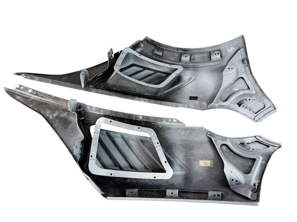 MCLAREN MP4-12C MSO DEFINED  FRONT FENDERS 11A5569MP 11A5570MP