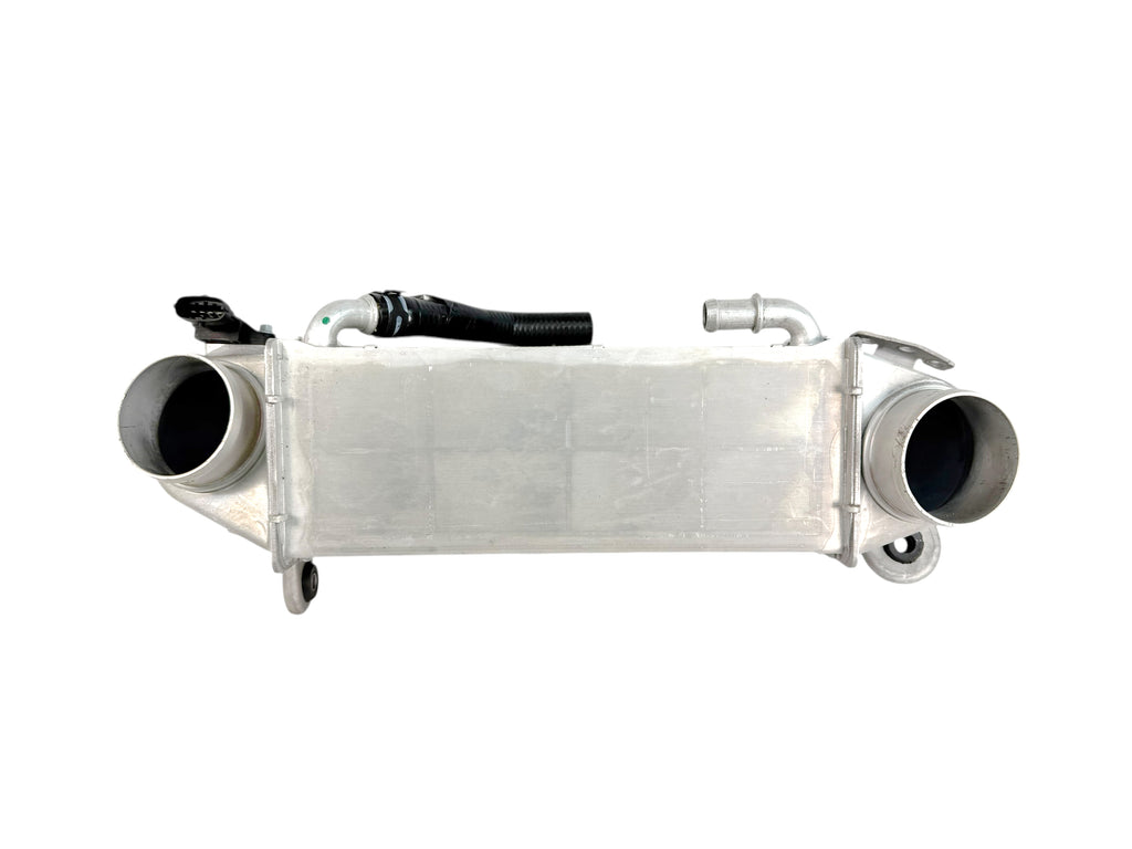 MCLAREN ARTURA  WATER CHARGE COOLER RH - 16F0040CP