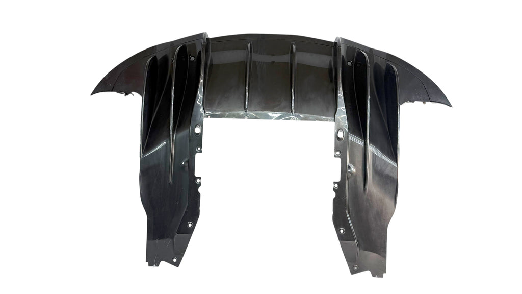MCLAREN 570S PALLADIUM GREY REAR DIFFUSER 13AA756CP (USED)