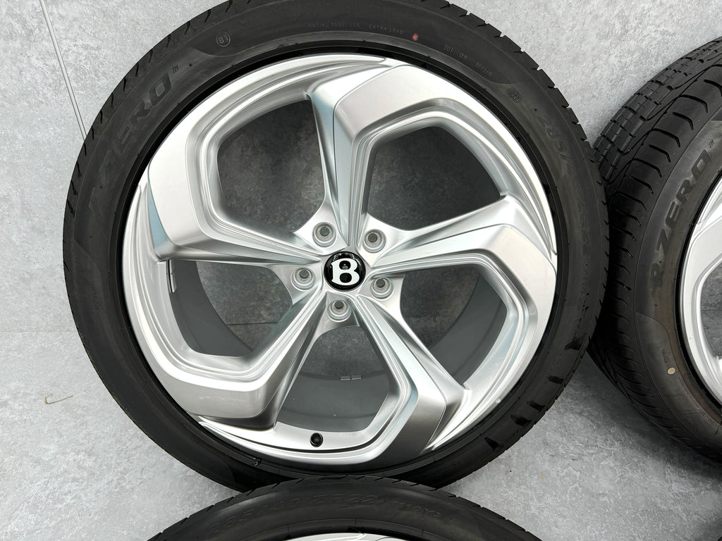BENTLEY BENTAYGA S 2023+ 22'' SILVER ALLOY WHEEL SET PN: 36A601025CS
