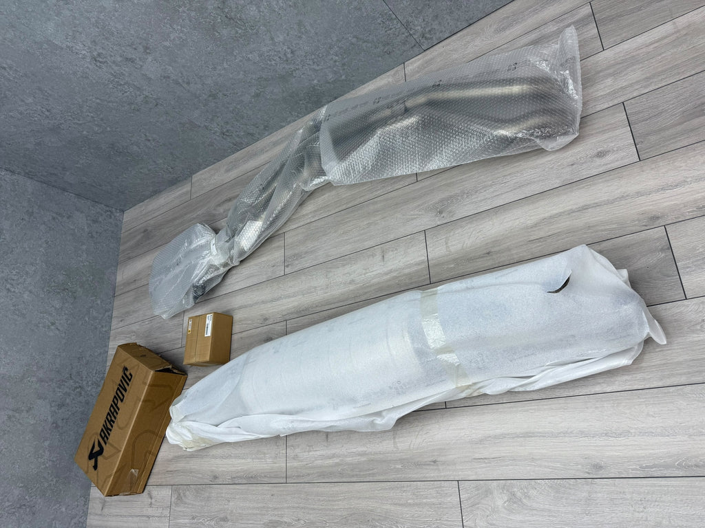 LAMBORGHINI URUS S PERFORMANTE AKRAPOVIC TITANIUM RACING EXHAUST 4ML251051A