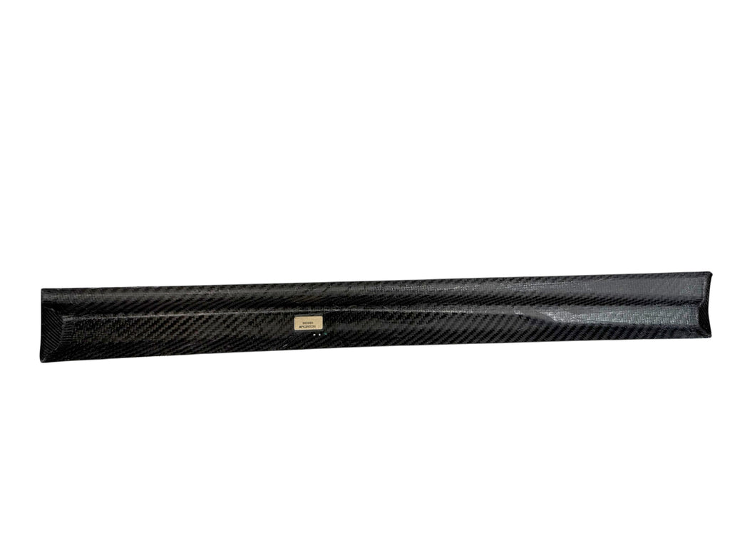 OVERFINCH L405 2018-2021 LEFT CARBON MID SIDE SILL AF6-16-003-01A