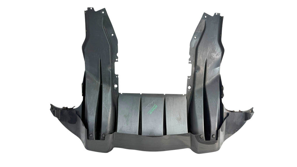 MCLAREN 570S PALLADIUM GREY REAR DIFFUSER 13AA756CP (USED)