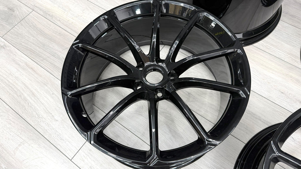 MCLAREN 570S SPIDER FORGED WHEEL IN MSO BLACK 13BA033SP 13B1233SP
