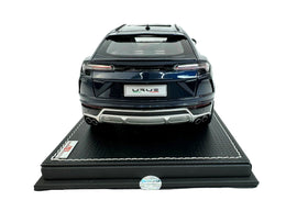 LAMBORGHINI URUS 1:18 MODEL CAR ( BLU CAELUM)