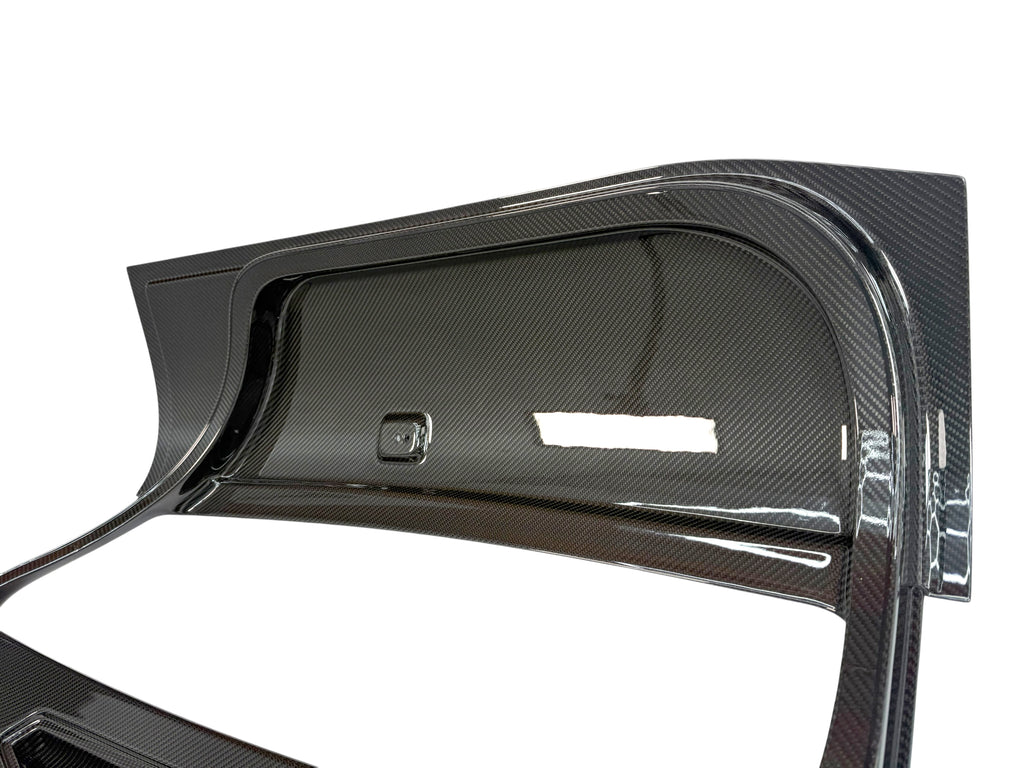 ASTON MARTIN VALKYRIE COUPE RIGHT DOOR (VISUAL CARBON)