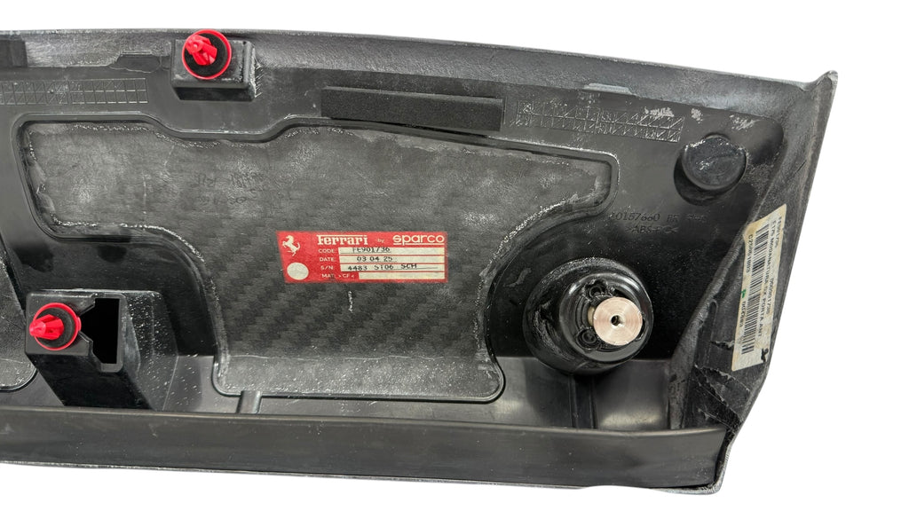 FERRARI PUROSANGUE FRONT RIGHT CARBON DOOR MOULDING 901736