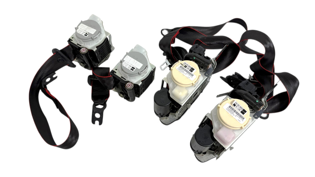 AUDI RSQ8 SEAT BELT COMPLETE FRONT AND BACK SET BLACK/ RED STRIPE 4M8857705EXV1