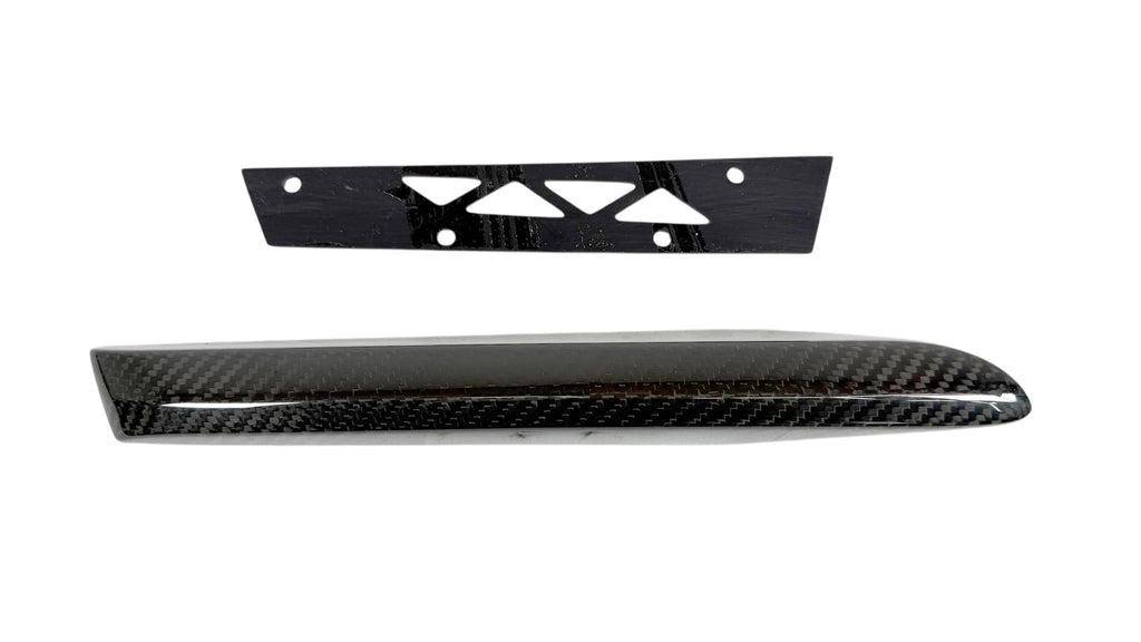 BENTLEY CONTINENTAL 2011+ MULLINER CARBON FRONT LEFT AIR GUIDE 3W8071612