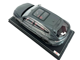 LAMBORGHINI URUS 1:18 MODEL CAR (GRIGIO/ ROSSO)