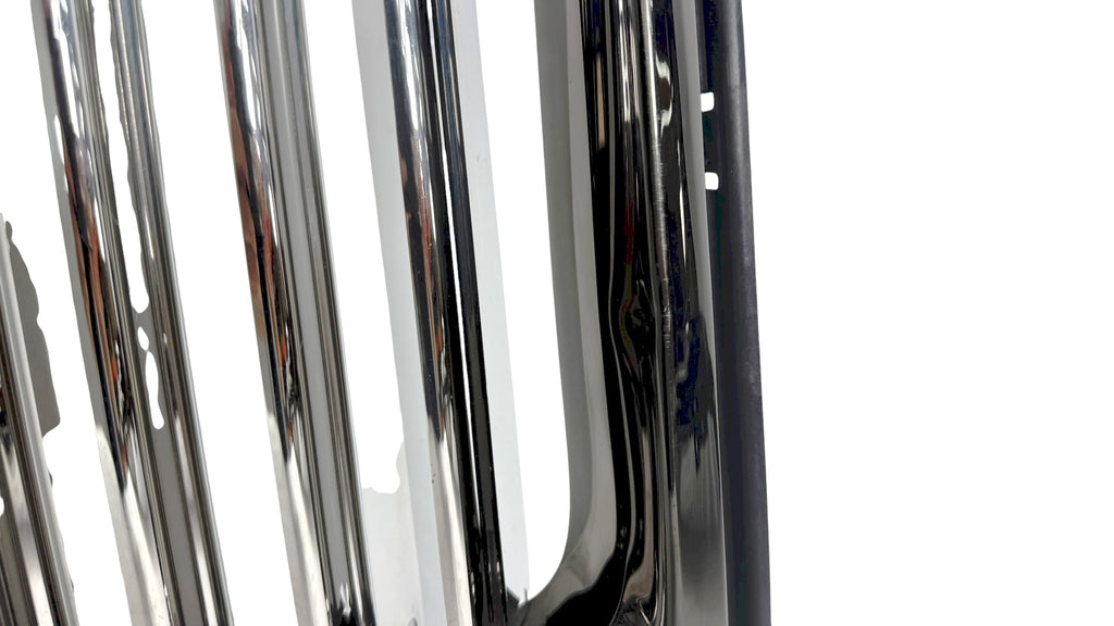 ROLL ROYCE CULLINAN BLACK BADGE FRONT RADIATOR GRILL 51135A017D2 (P2)