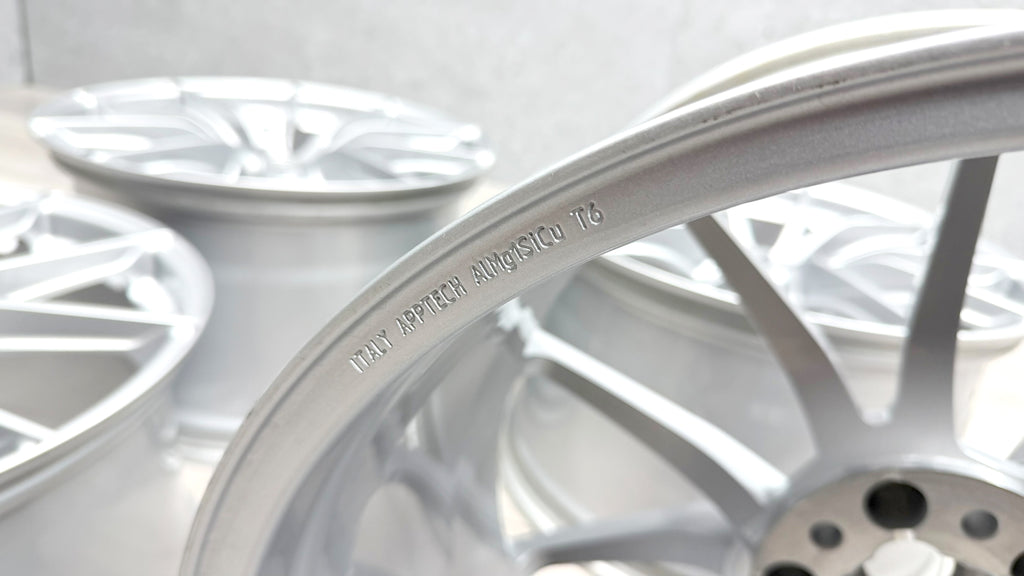 FERRARI 812  SUPERFAST GTS RACING WHEEL SET 323895 323894 (SILVER)