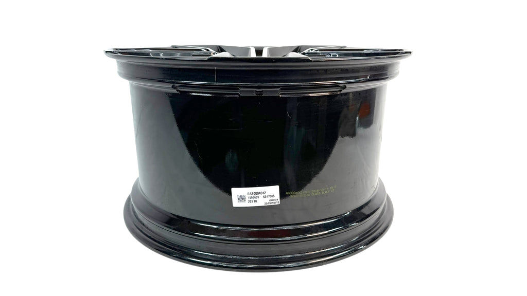 ASTON MARTIN AM6 VANTAGAE REAR WHEEL MY63-9965G-BA