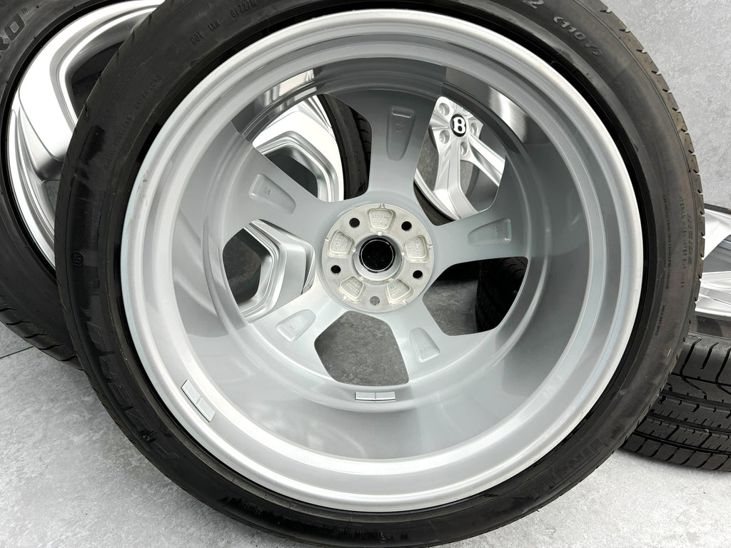BENTLEY BENTAYGA S 2023+ 22'' SILVER ALLOY WHEEL SET PN: 36A601025CS