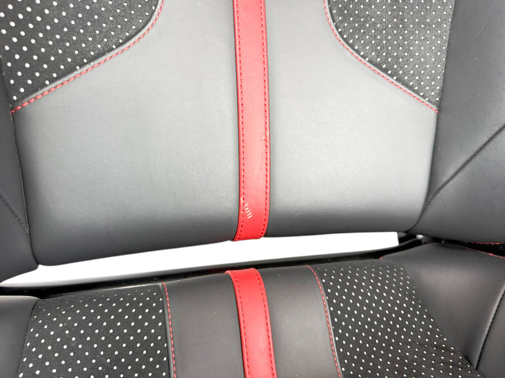 FERRARI 488 PISTA/ 812/ F8 GOLDRAKE CARBON SEAT RED AND BLACK 783322 783325