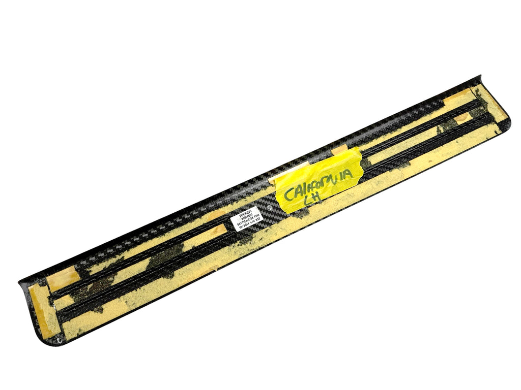 FERRARI CALIFORNIA CARBON ENTRANCE SILLS KICK PLATE - LH 85956500