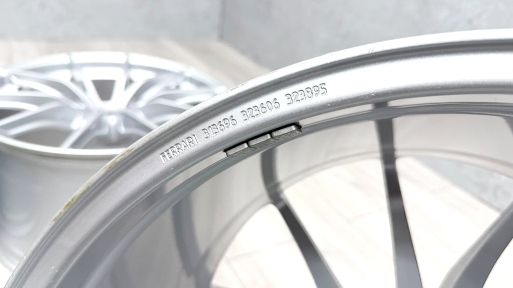 FERRARI 812  SUPERFAST GTS RACING WHEEL SET 323895 323894 (SILVER)