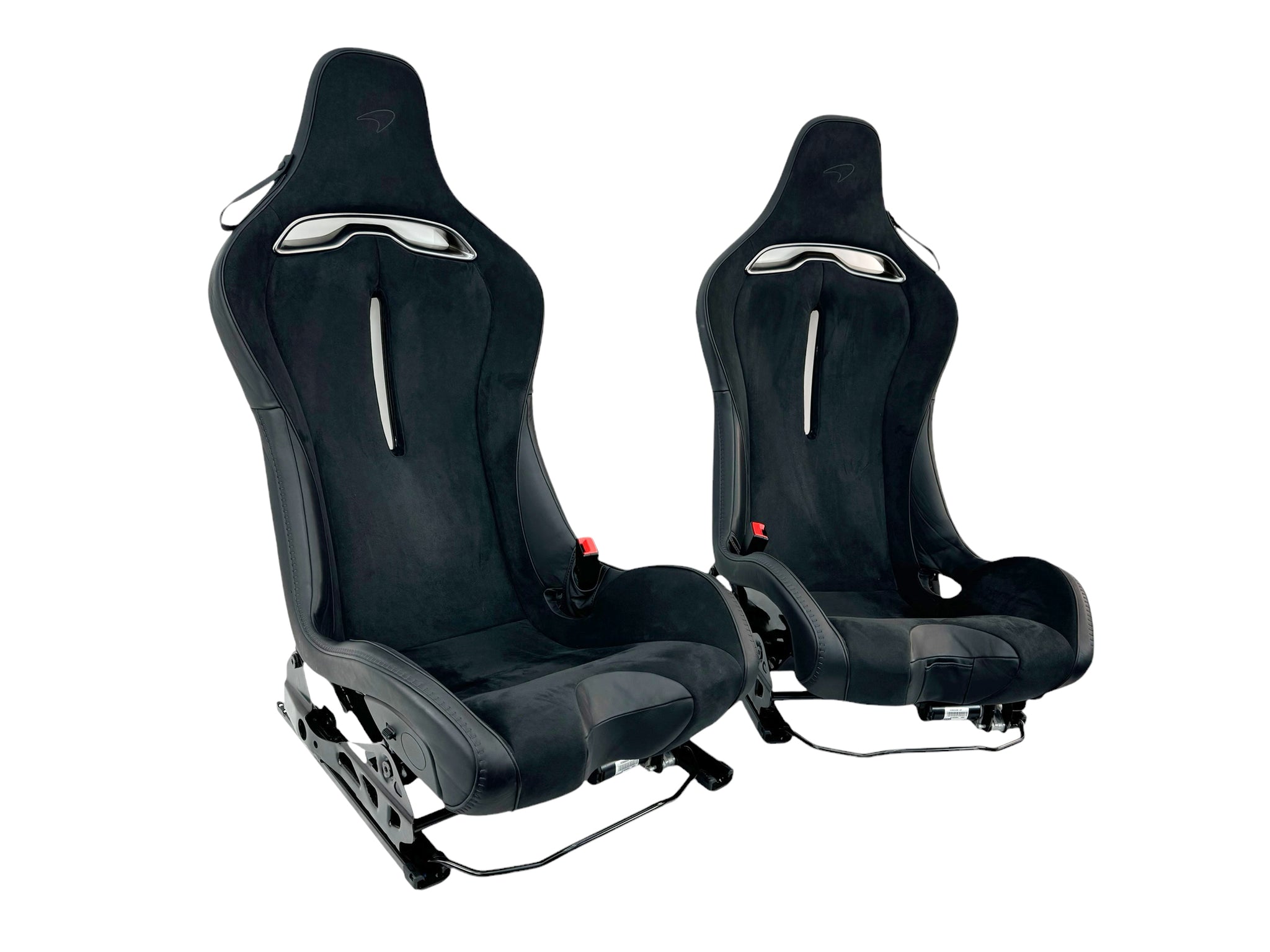 MCLAREN ARTURA MSO CLUB SPORT SEATS BLACK ALCANTARA/ BLACK