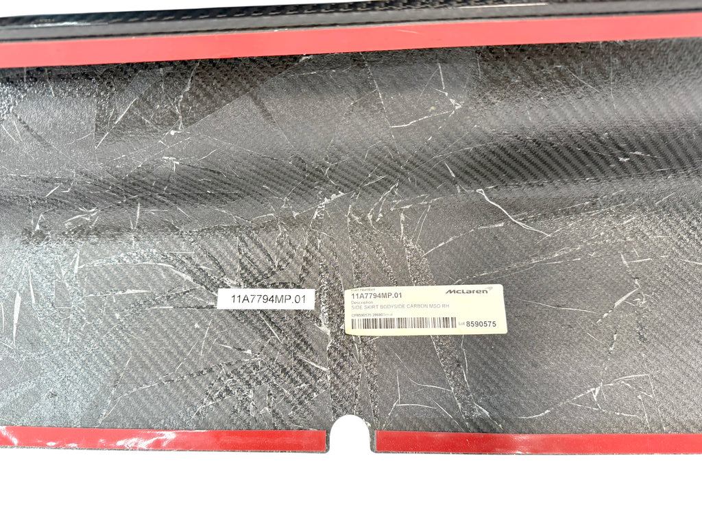 MCLAREN 650S LE-MANS/ MSO CARBON SIDE SKIRTS SET 11A7794MP
