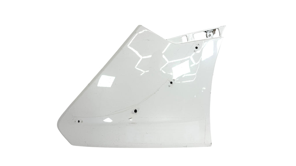 MCLAREN 570S 600LT FRONT LEFT BUMPER CHEEK 13A2523CP (WHITE)
