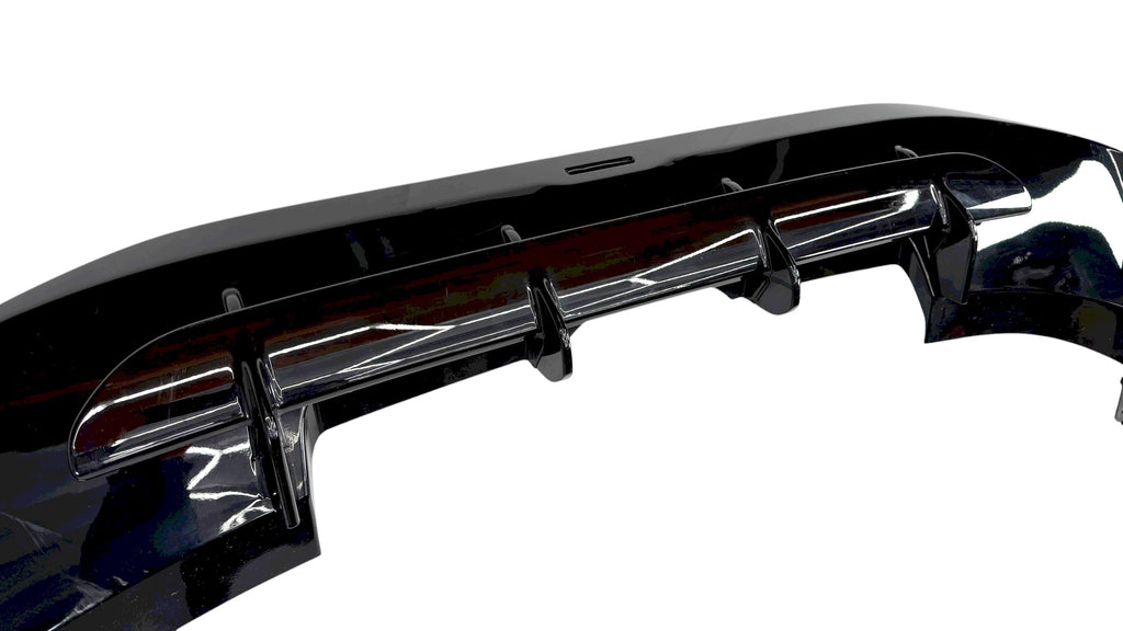 ASTON MARTIN DBX 707 REAR BUMPER DIFFUSER MY83-17E955-CA