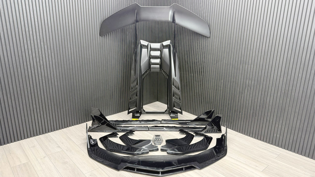 DUKE DYNAMICS AERO BODY KIT FOR LAMBORGHINI REVULETO LB744