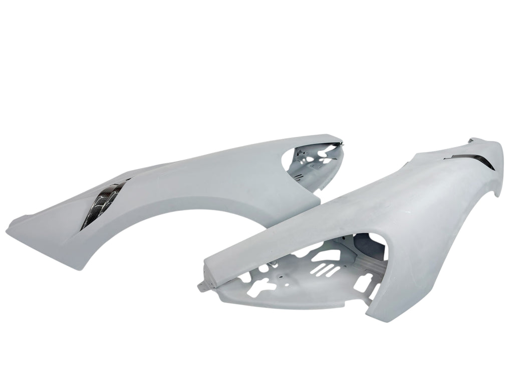 MCLAREN 600LT MSO CARBON FIBRE FRONT FENDER WITH LOUVRES 13AA714MP 13AA716MP