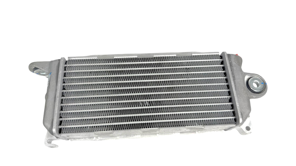 ASTON MARTIN DB11 V8 ENGINE OIL COOLER JY53-61642-AB