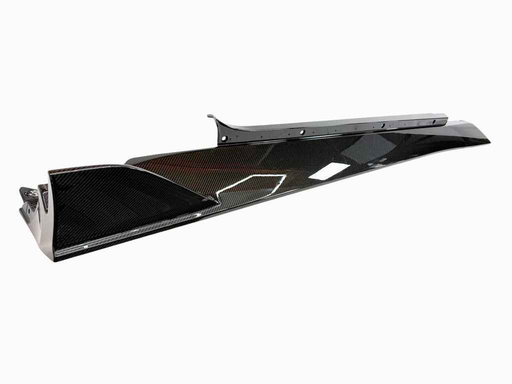 ASTON MARTIN VALOUR CARBON SIDE SKIRT PANEL - RIGHT