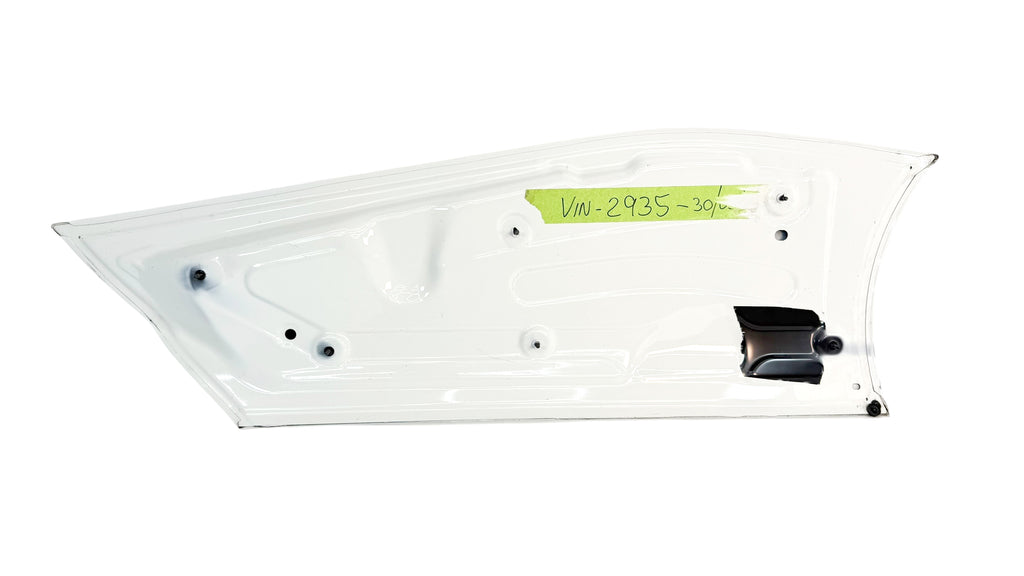 MCLAREN 570S DOOR OUTER OPPLIQUE - LH 13AB026CP (SILICA WHITE)