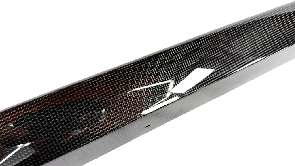 FERRARI PUROSANGUE REAR RIGHT CARBON DOOR MOULDING 901742