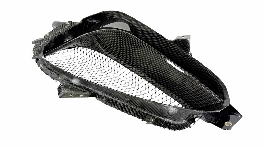 FERRARI SF90 RIGHT CARBON SIDE AIR INTAKE TRIM 871819