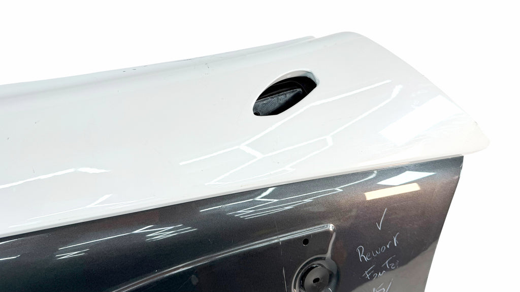 MCLAREN 540/ 570S/ 600LT FRONT RIGHT DOOR - SILICA WHITE