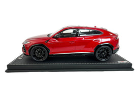LAMBORGHINI URUS 1:18 MODEL CAR (ROSSO ANTEROS)