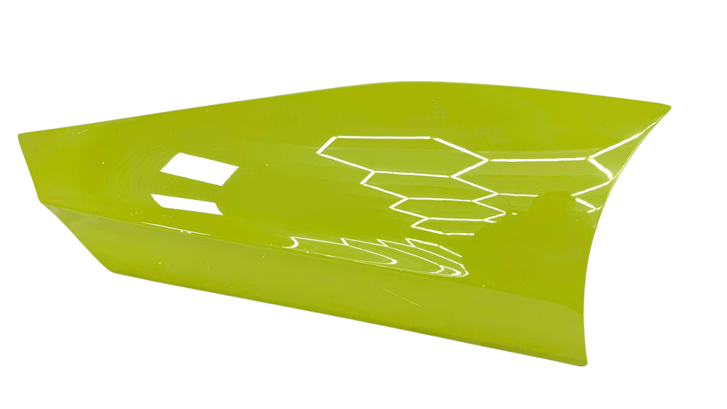 MCLAREN 570S DOOR OUTER OPPLIQUE - RH 13AB027CP  (ACID LIME)