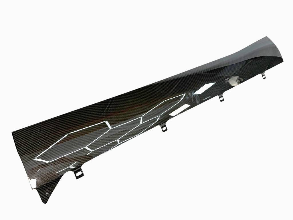 ASTON MARTIN VALOUR CARBON SIDE SKIRT PANEL - RIGHT