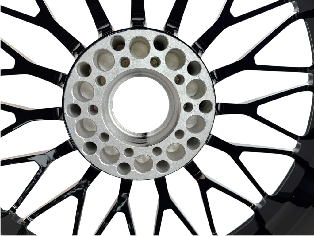 LAMBORGHINI AVENTADOR SV DIANTHUS REAR WHEEL 13Jx21" - BLACK 470601017AG