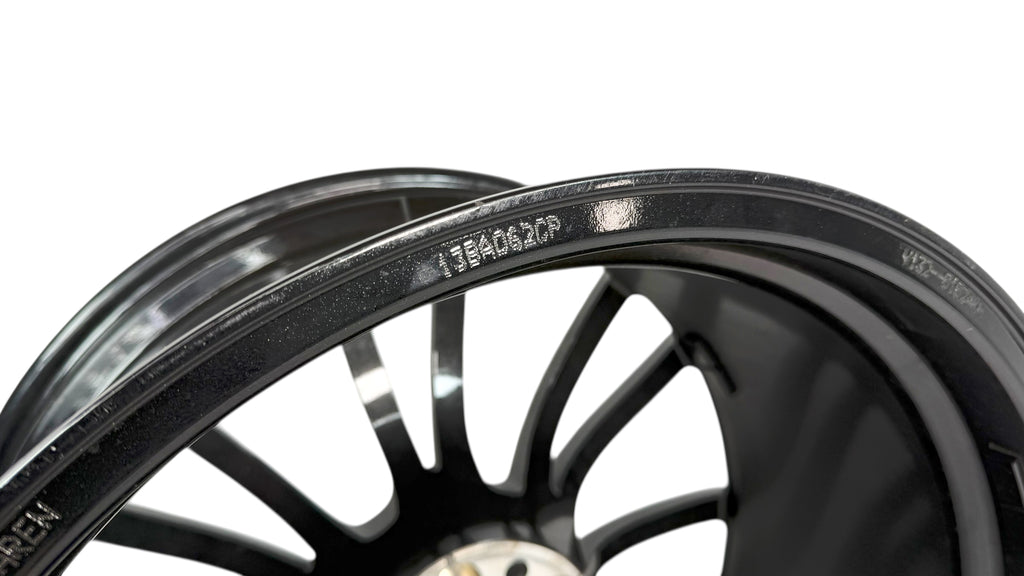 MCLAREN 570S REAR WHEEL IN STEALTH 13BA062CP-PGW