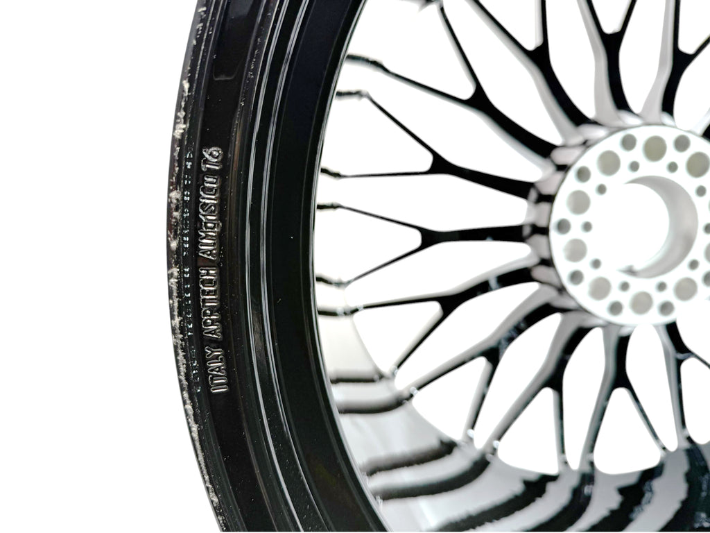 LAMBORGHINI AVENTADOR SV DIANTHUS REAR WHEEL 13Jx21" - BLACK 470601017AG
