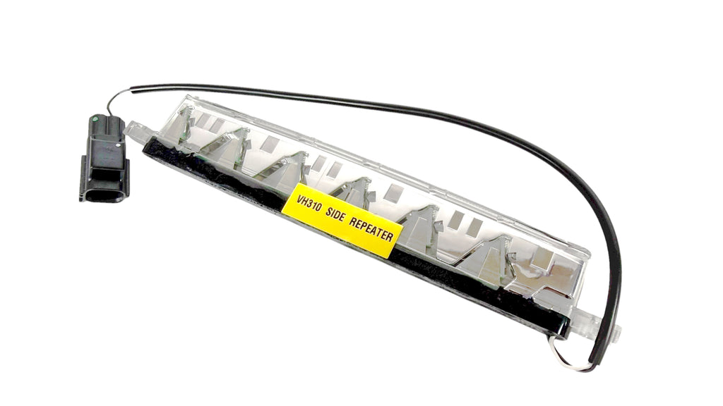 ASTON MARTIN DBS V12 SIDE REPEATER CD33-13K376-AD