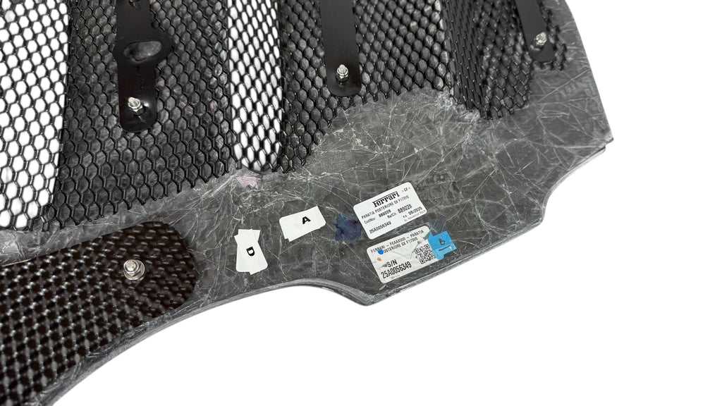 FERRARI SF90 XX REAR CARBON BULKHEAD ENGINE COVER SET 889476 889228