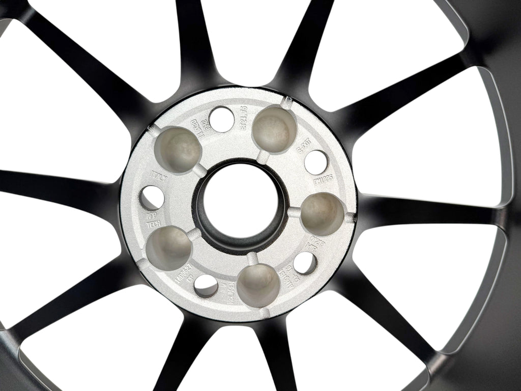 MCLAREN 720S ULTRA-LIGHTWEIGHT WHEEL - REAR RIGHT 14B0627CP