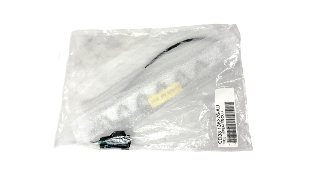 ASTON MARTIN DBS V12 SIDE REPEATER CD33-13K376-AD