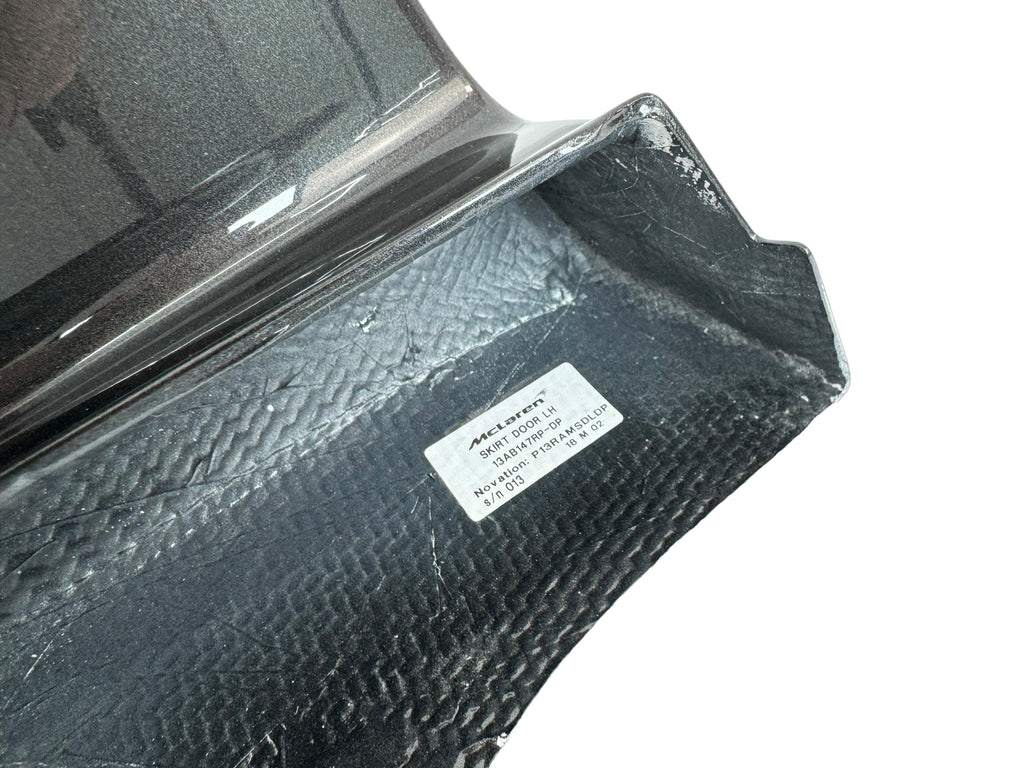MCLAREN 600LT FRONT LEFT PALLADIUM SILVER SIDE SKIRT 13AB547RP